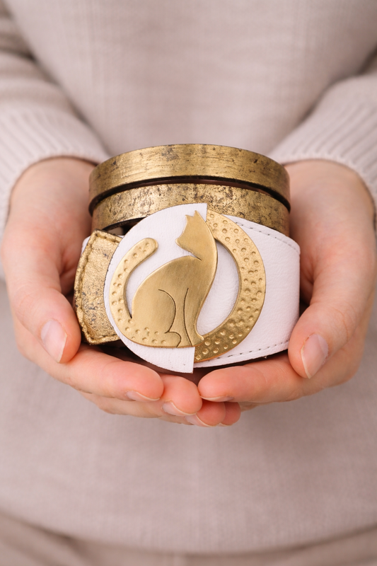 SACRED WATCHER - WHITE